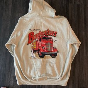 never worn budweiser sweatshirt
